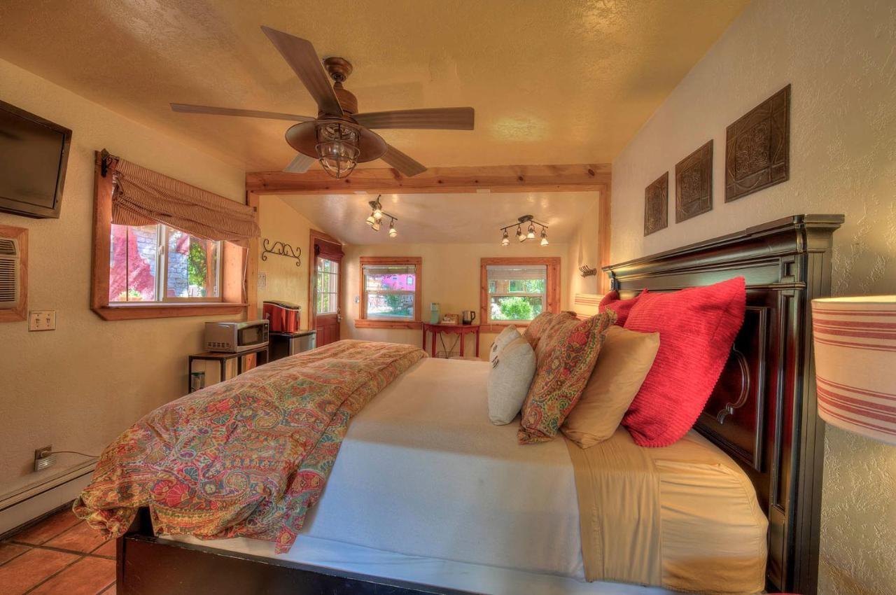 Cali Cochitta Vacation Rentals Moab Luaran gambar